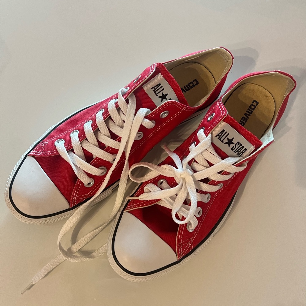 Never Worn Converse